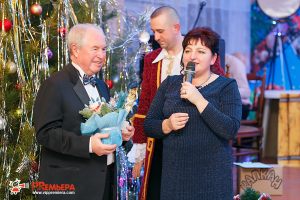 ZLAGODA-Novogodnij-kinoparad23